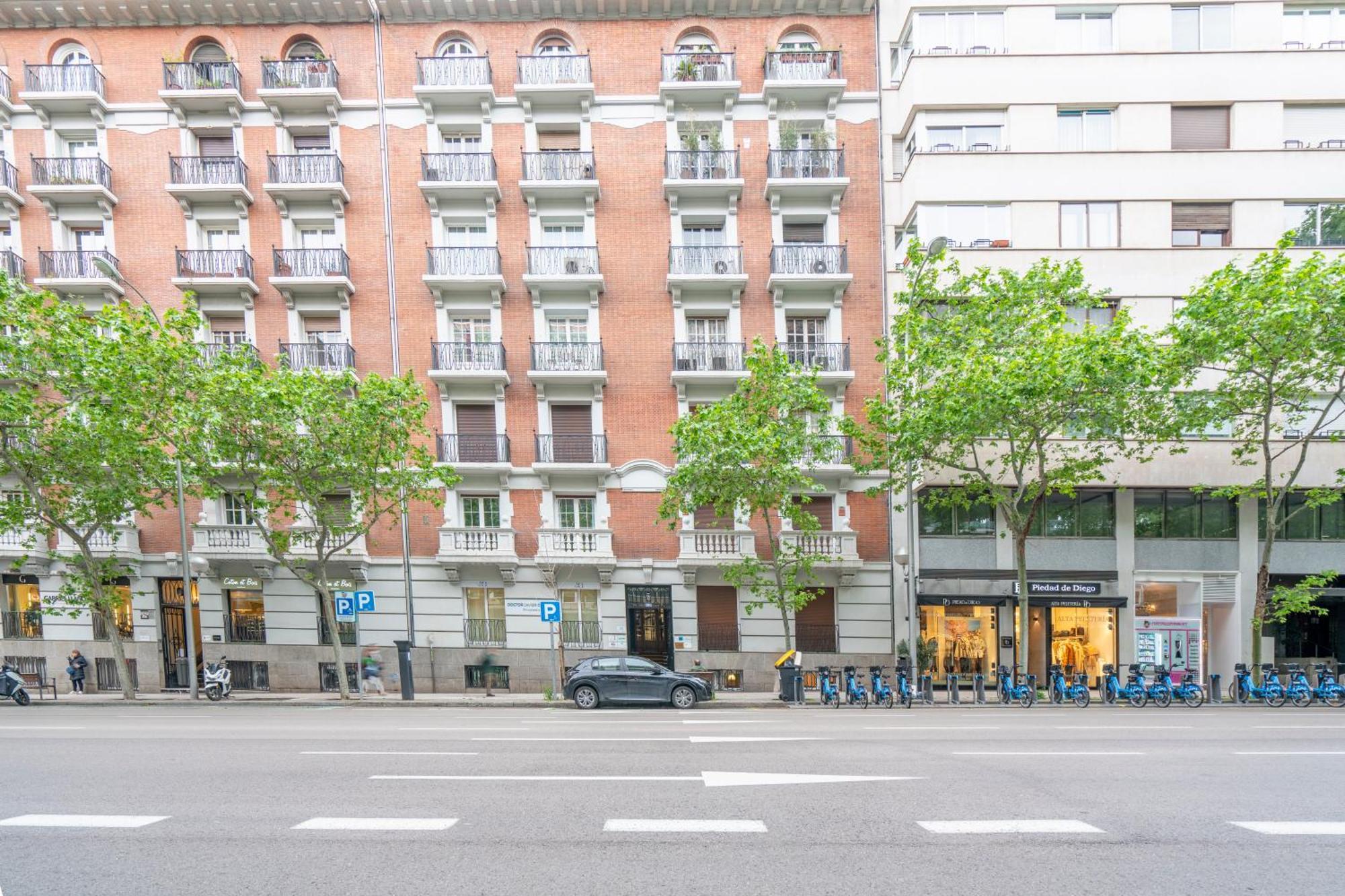 Apartment V73 Elegance & Comfort - Luxury In Barrio Salamanca *