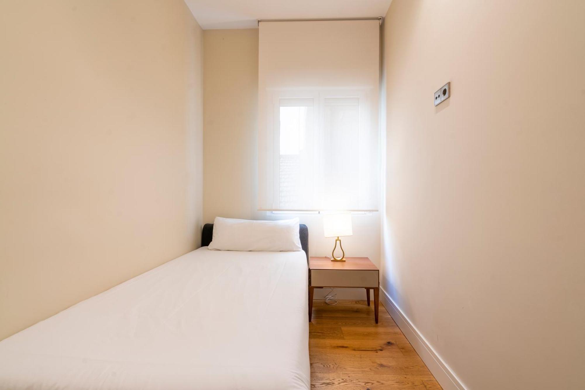 V73 Elegance & Comfort - Luxury In Barrio Salamanca Apartment